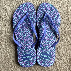 Havaianas Flip Flops with floral print